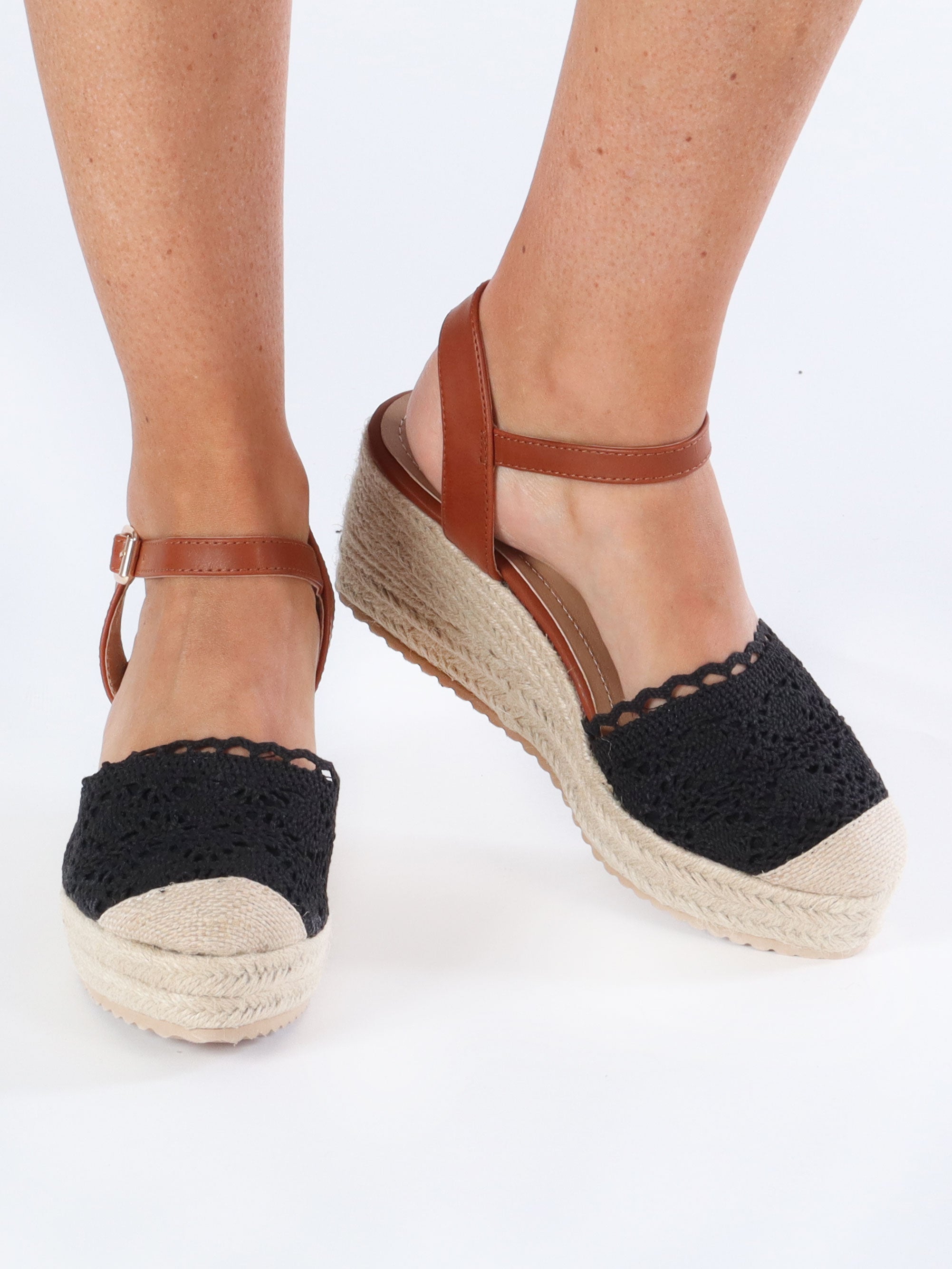 Viola - Sandaler med kilklackar